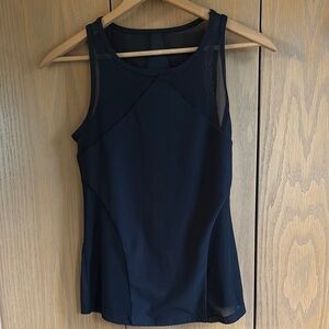 XX Vina medium black tank